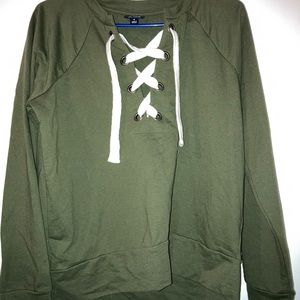 lace up shirt